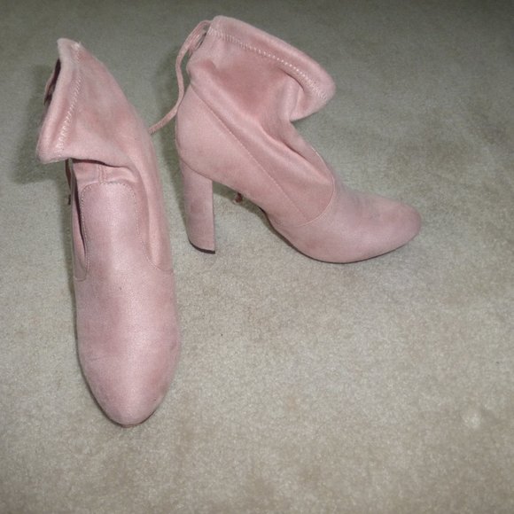 FOREVER 21 light pink faux suede ankle boots - Picture 1 of 8